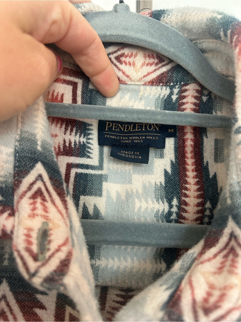 Pendleton Aztec-Pattern Lightweight Shirt Jacket in Gray, Cream, Red - Picture 2 of 4